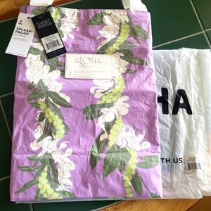 Aloha Collection Day Tripper NWT